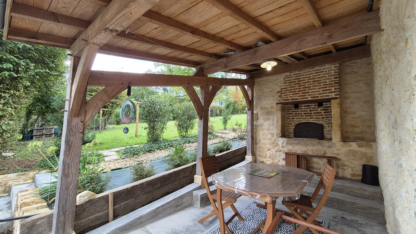 Petit Paradis à Sarlat avec piscine privée (29) 2