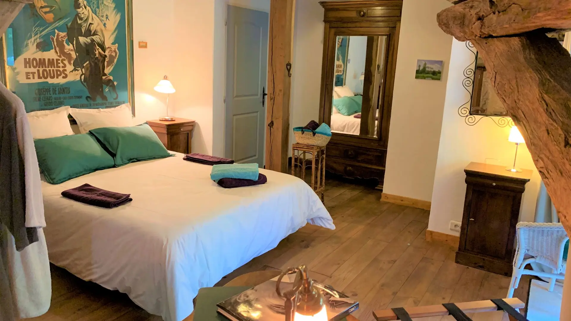 Photo 3_Ferme de Tayac_Chambre YVES MONTAND