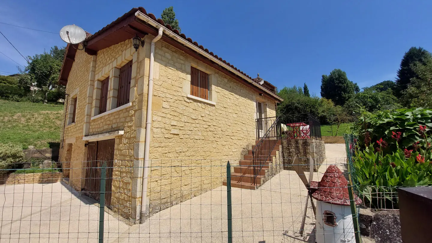 Photo extérieure 1_Maison de Coco 1