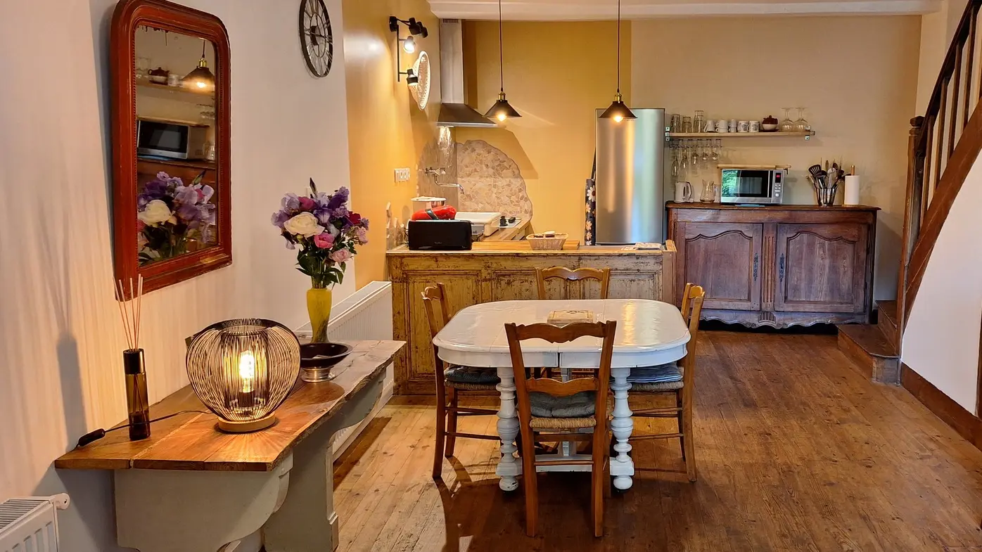 Pièce à vivre salle à manger et cuisine