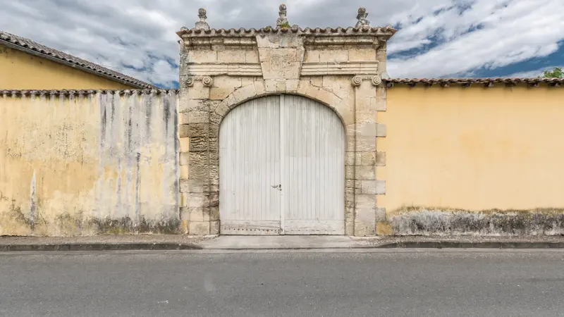 Portail-de-Lamarque1
