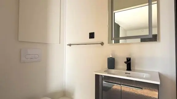 SDB WC La Box des Oiseaux 2025 ©AguilarVelten