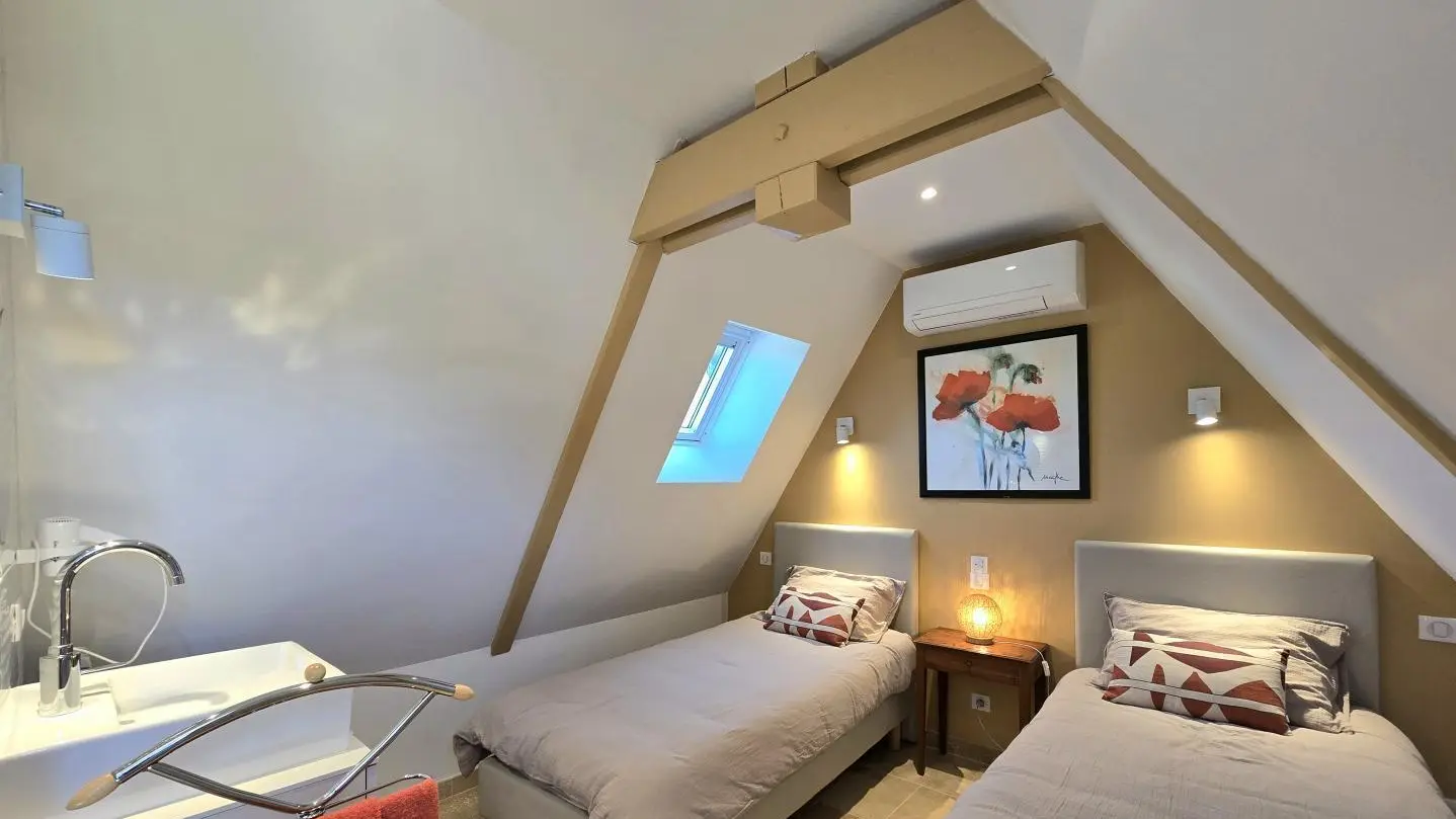 Saint Félix de Reilhac_Gîte du Pigeonnier_2 lits simples chambre 3_octobre 2024