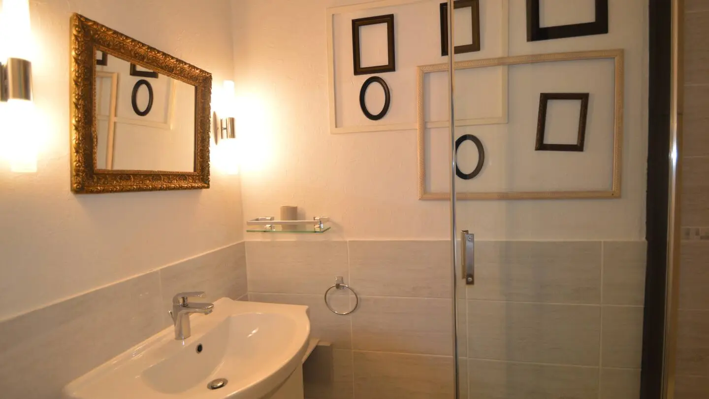 Salle d'eau Chb bleue
