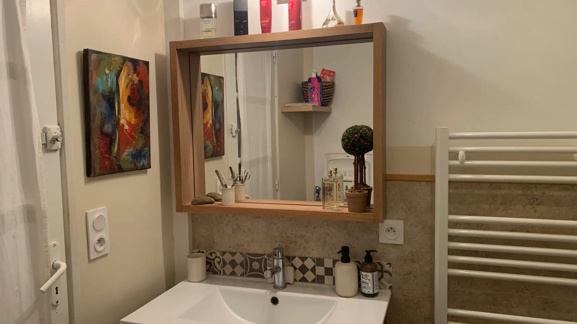 Salle d'eau rdc La Maison des Peintres 2025 ©OTC