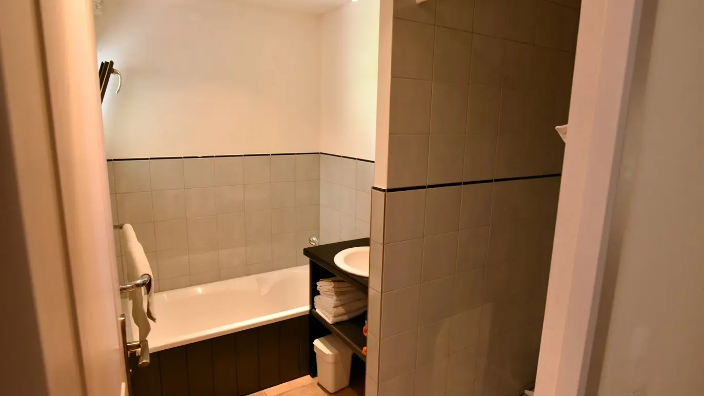 Salle-de-bain---Gite-la-Terrasse