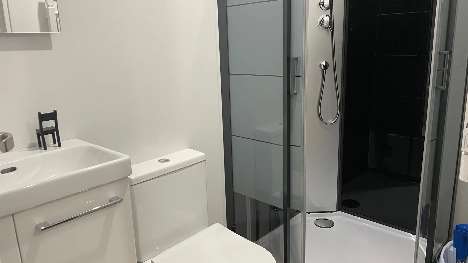 Salle de bains à l'Oustalet 1 ©OTC