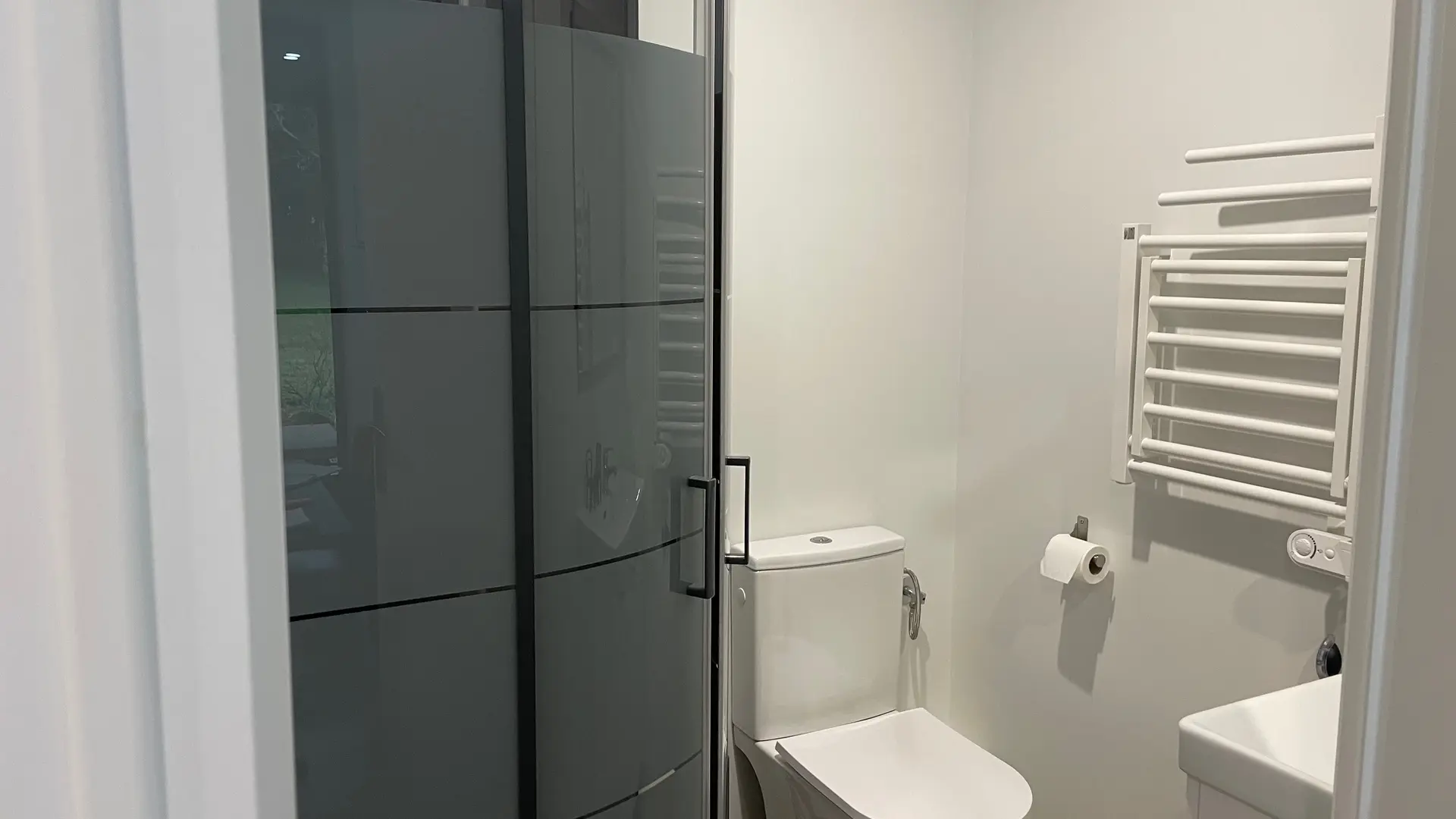 Salle de bains l'Oustalet 2 - 2026 ©OTC