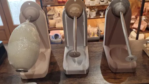 Savonnerie-belle-de-l'ayen-Carsac-savon-rotatif-vallee-isle-perigord