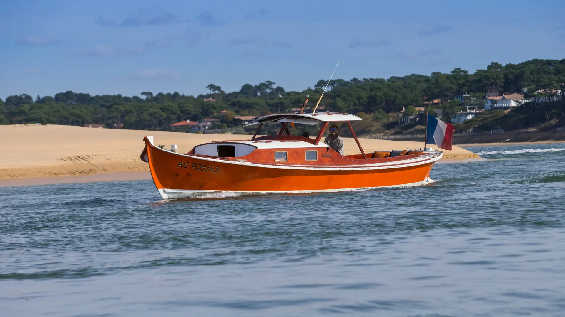 Pinasse de Stéphane Thomas Battelier sur le Bassin D'Arcachon,octobre,2016 Photos ©Phil-Labeguerie