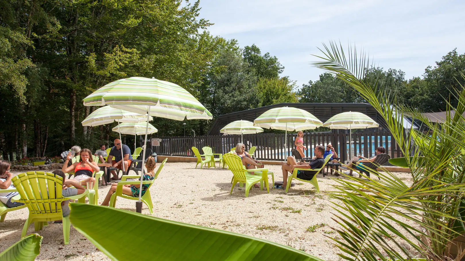 Terrasse-exterieure-2---Les-Hauts-de-Calviac - 4