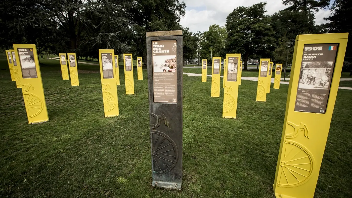 Le Tour des Géants - Pau - Totems