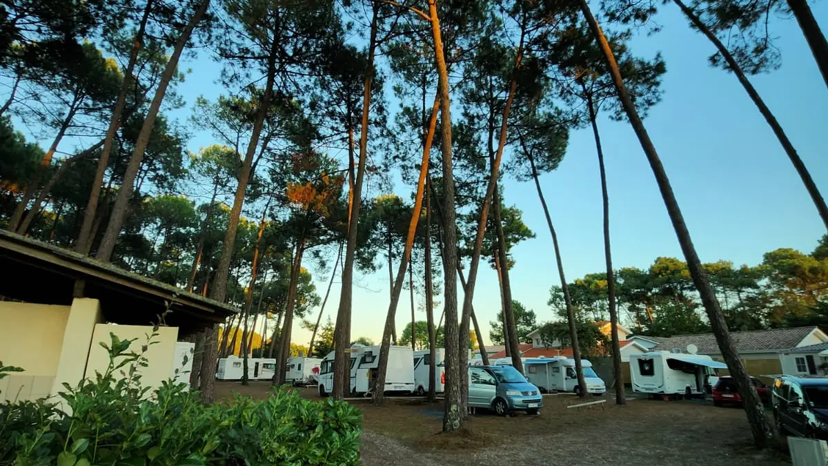 Extérieur Aire campings car