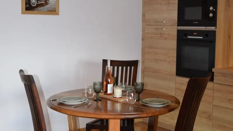 Vallée-Verte-Romance-cuisine-C