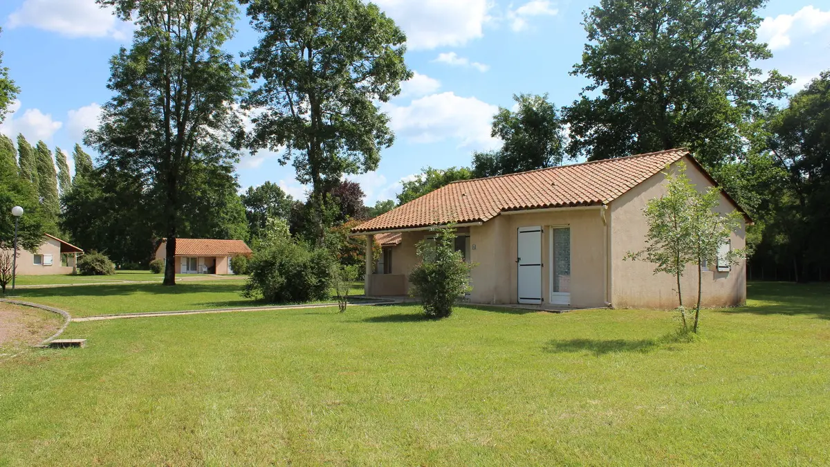 Village de Gîtes de Beauclair- Douchapt