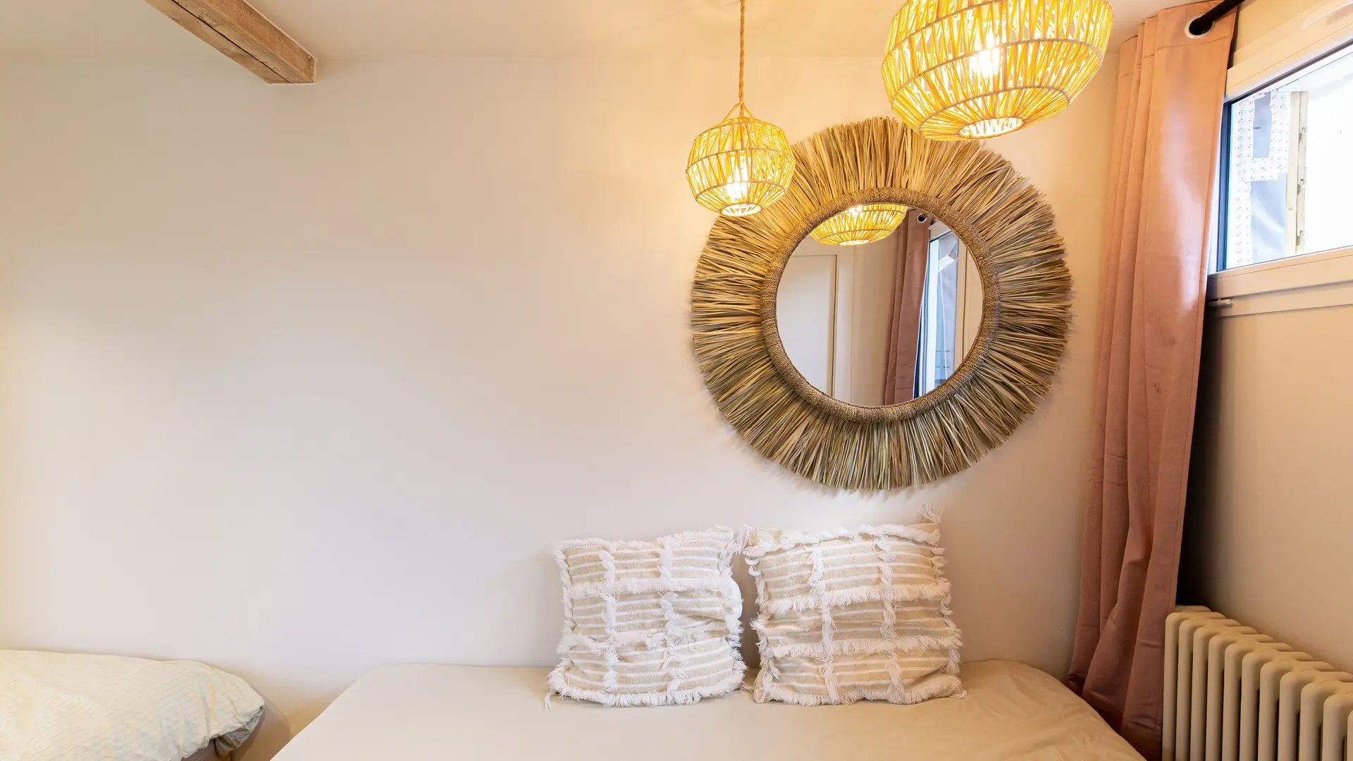 Waikiki-lounge-boardnbreakfast-landes