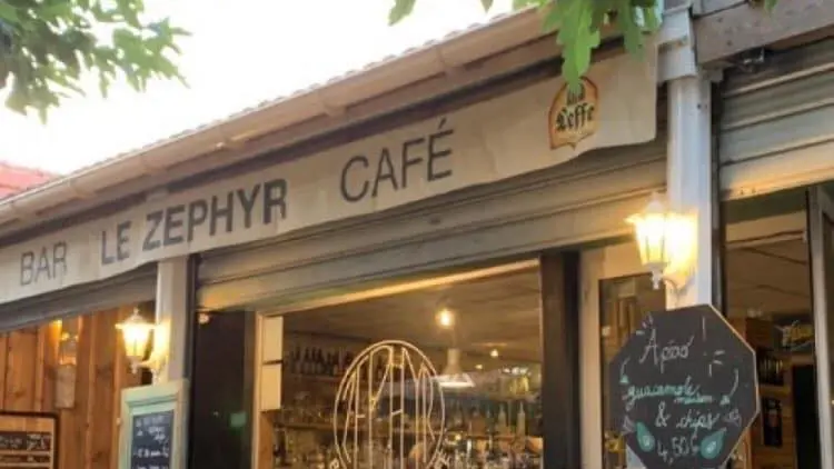 Zephyr Café