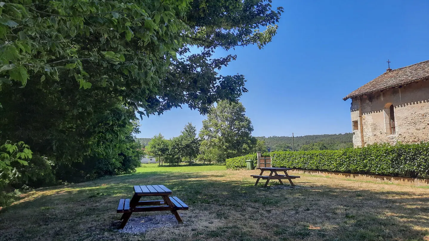 aire pique-nique eglise saint-martin l astier