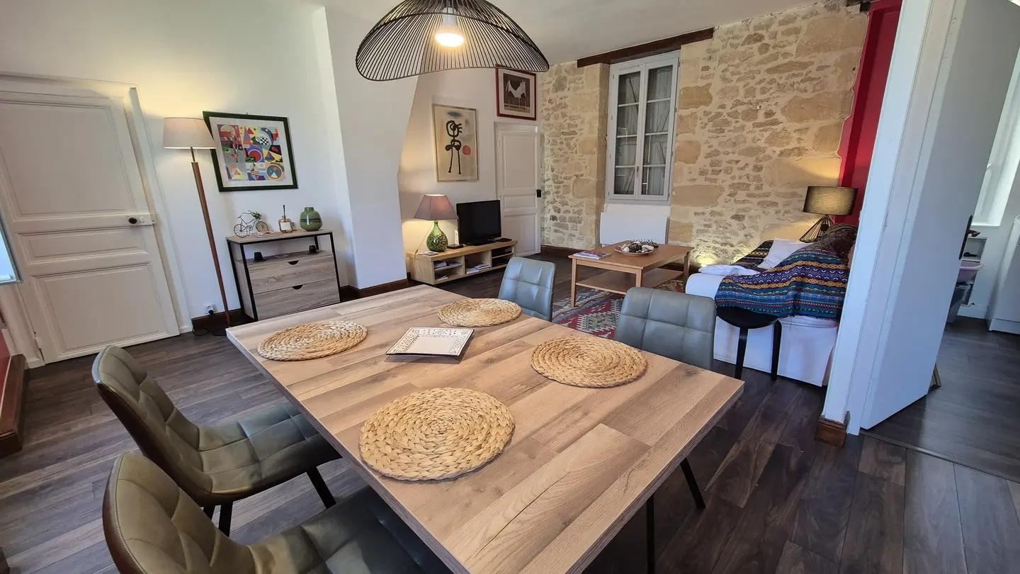 appartement esprit des couleurs a sarlat (55) 2