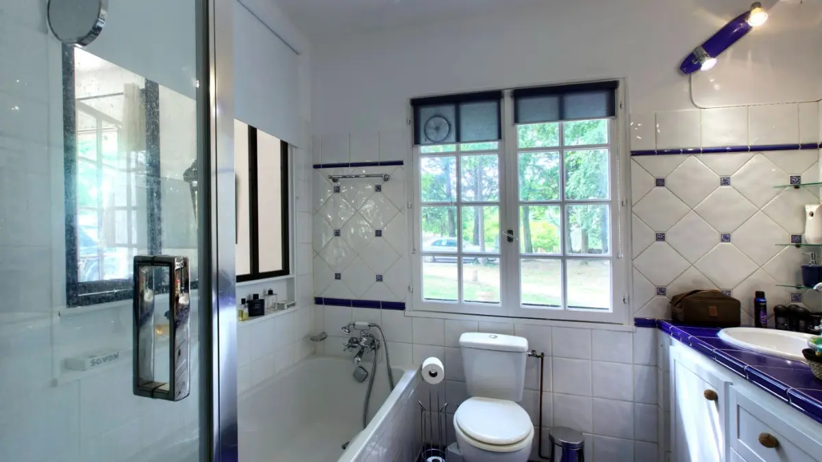 DEVILLENEUVE SALLE DE BAIN 2