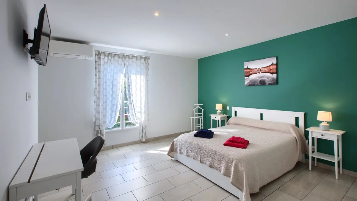 CHANT DES VIGNES chambre 2