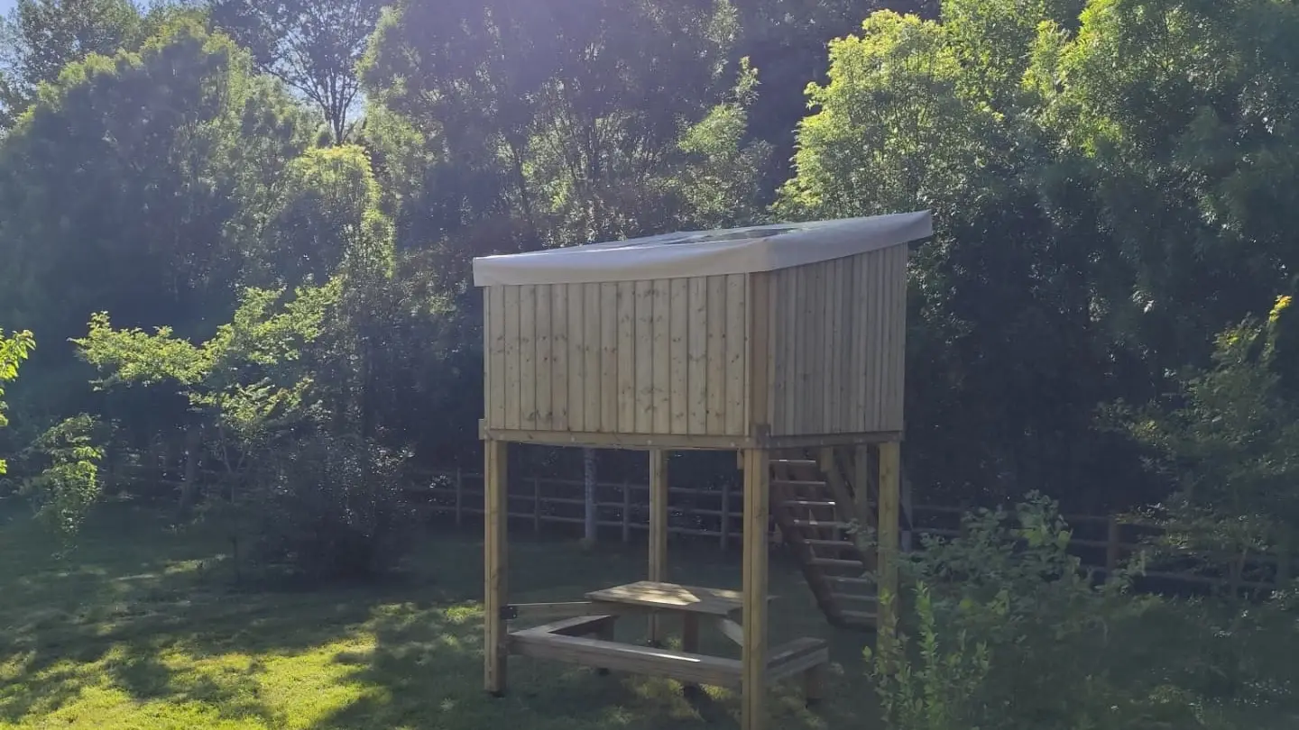 Friendly Camping and Lodges