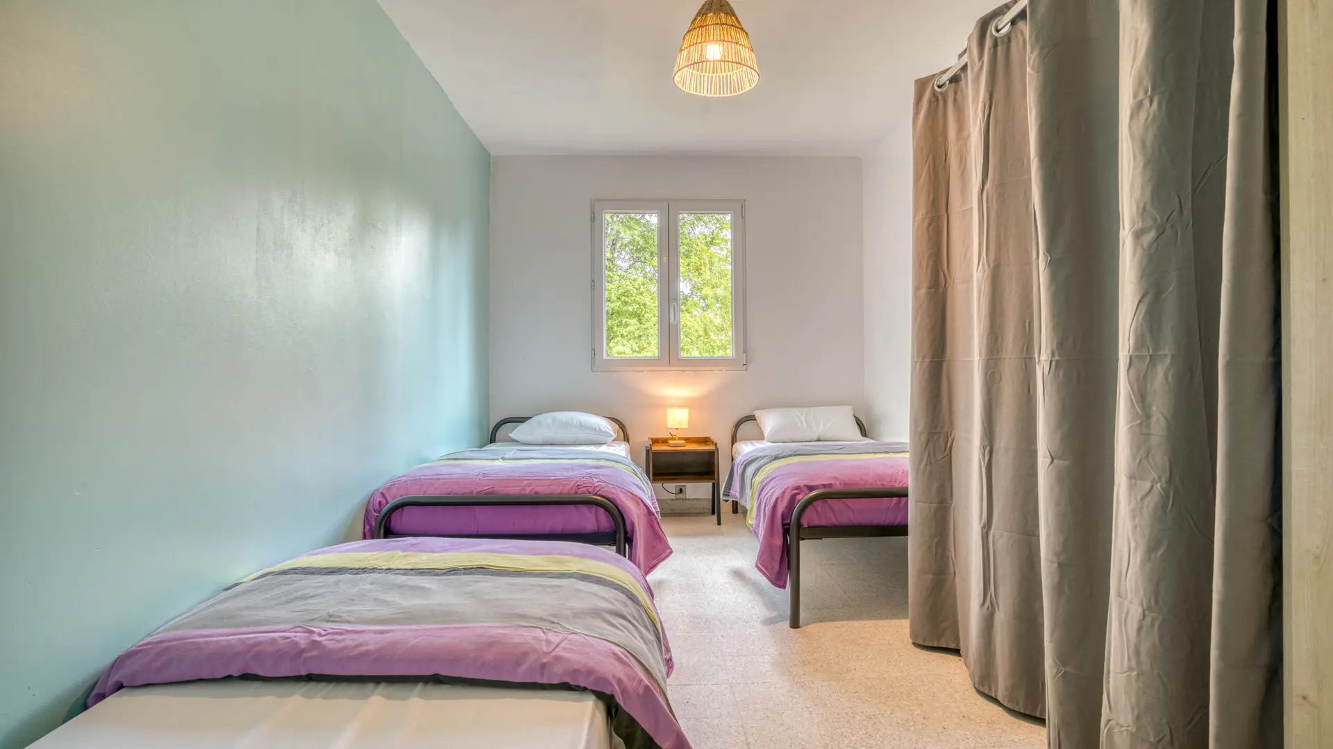 centre-baan-thai-lits-simples-villamblard-tourisme-vallée-isle