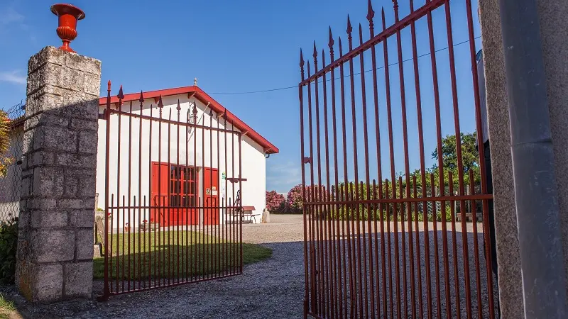 chateau-du-moulin-rouge-800x600