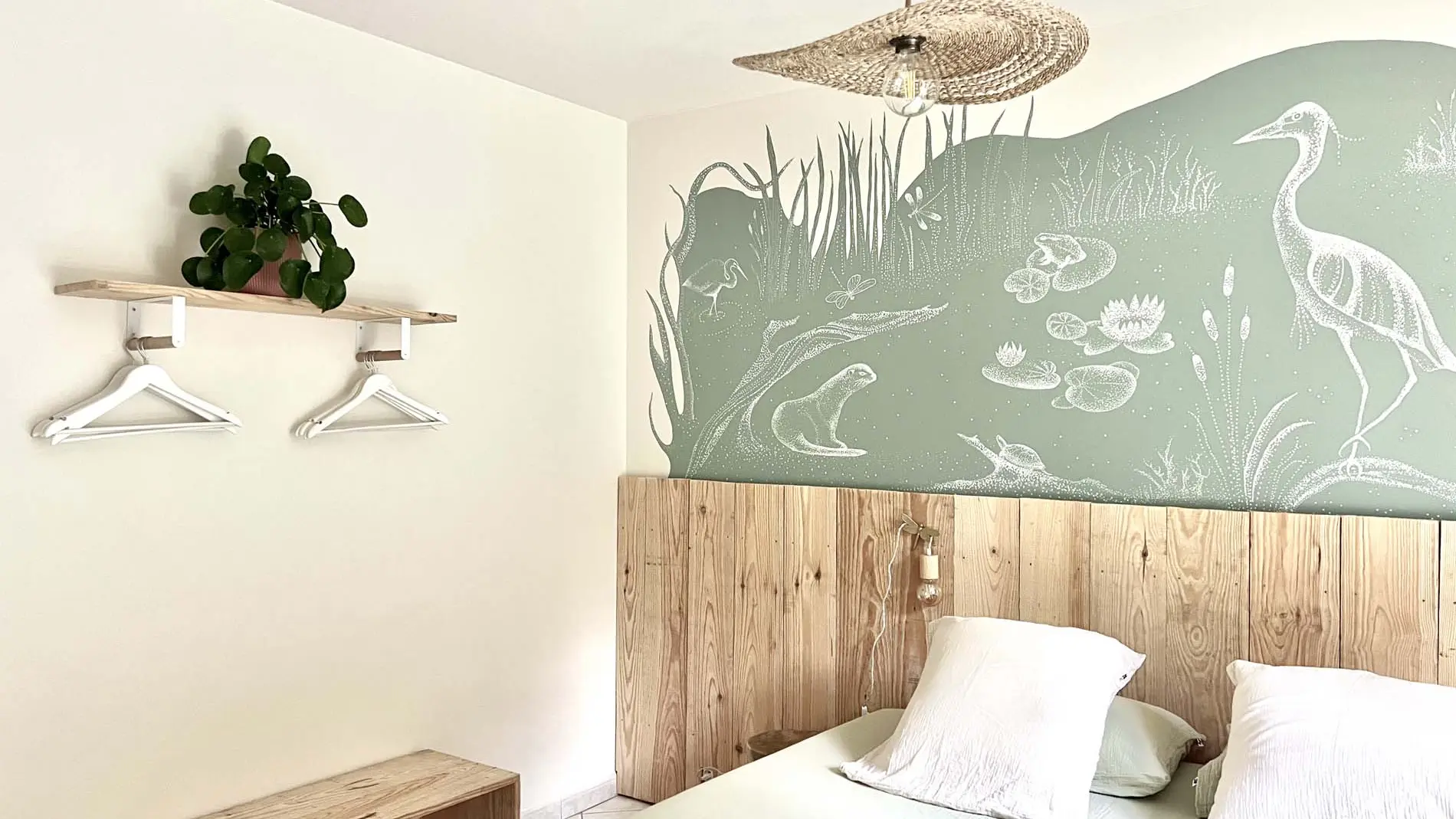 chambre-cabane-terrasse-jardin-sejour-sarlat