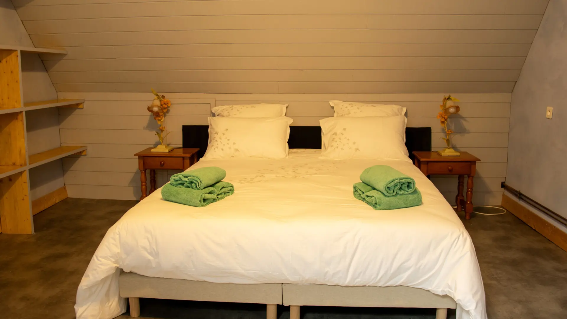 chambre-hotes-la-rustique-lit-saint-martin-des-combes-tourisme-vallée-isle