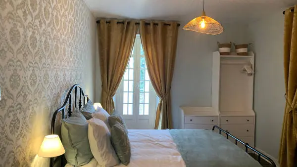 chambre-verte-lit_4312