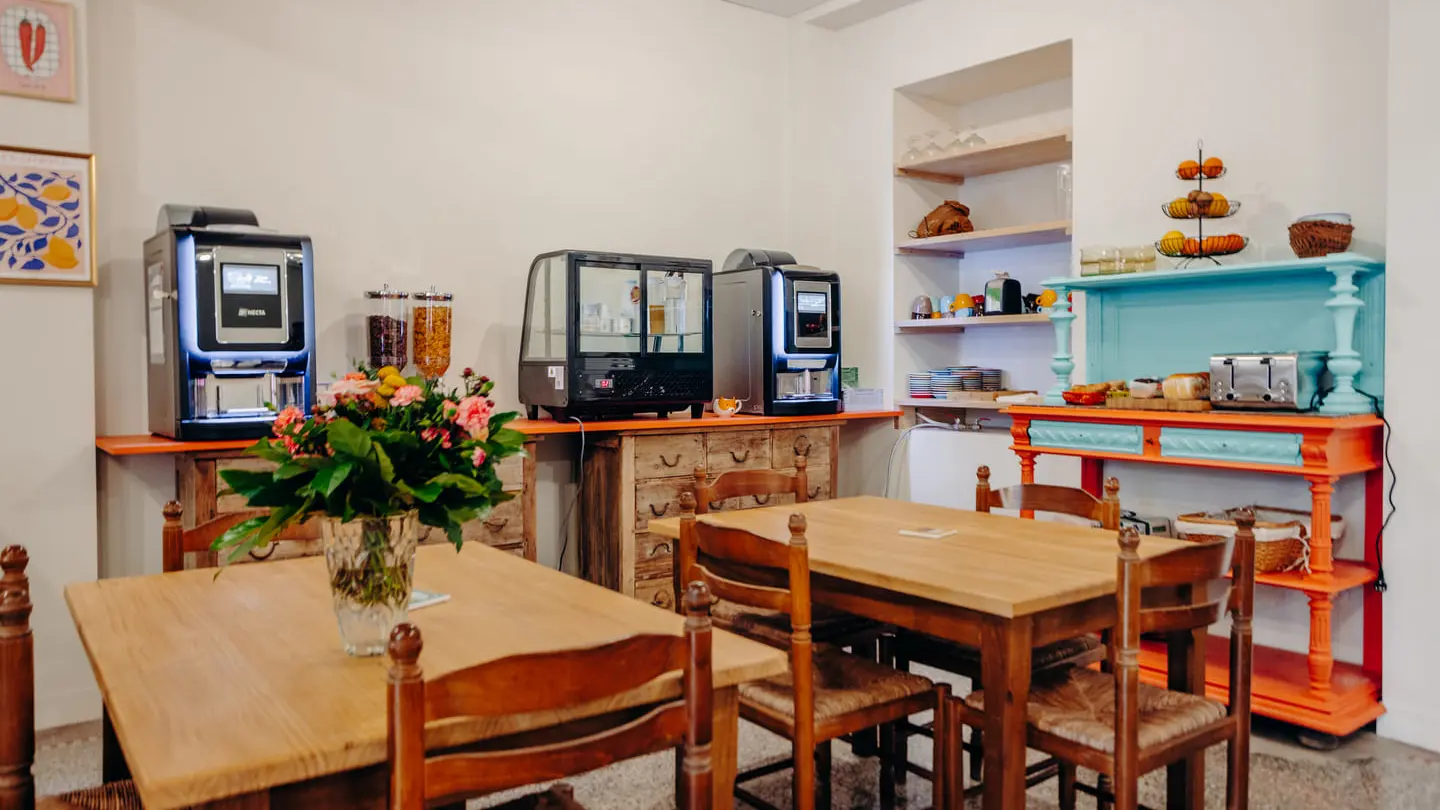 Hostel Demain C'est Loin Coin cuisine