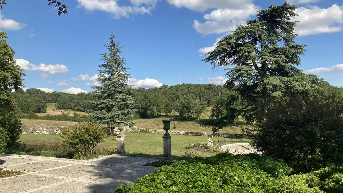 domaine-ecrin-lumiere-parc-campsegret-tourisme-vallee-isle