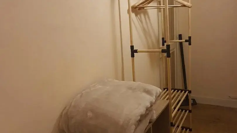 espace de rangement à l'étage 12 2