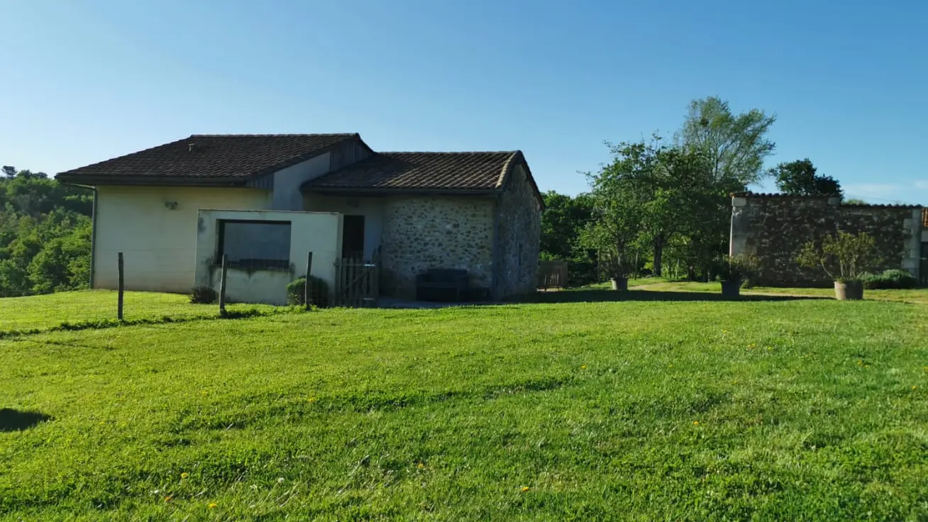gite-d-four-a-pain-sudrie-bourrou-exterieur