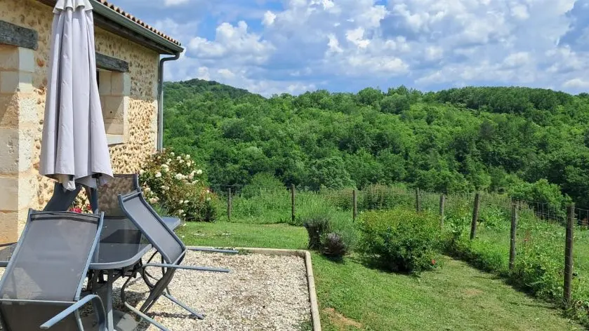 gite-du-four-a-pain-sudrie-bourrou-exterieur