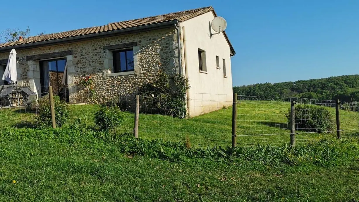 gite-du-four-a-pain-sudrie-bourrou-exterieur