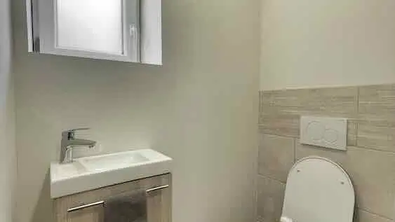 gite-de-la-prairie-toilettes-01