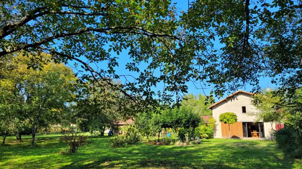 gite-des-noyers-douzillac