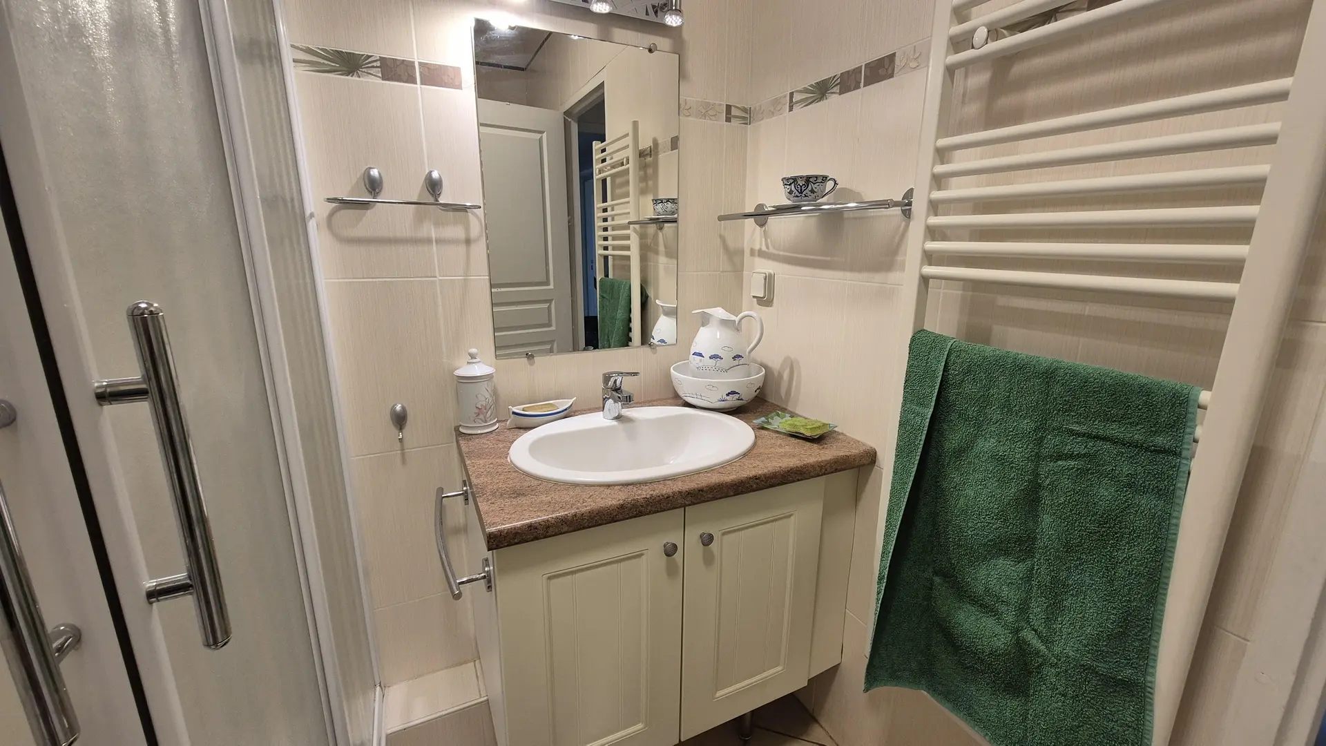 Sylvia Montfort à Sarlat parking privé_7