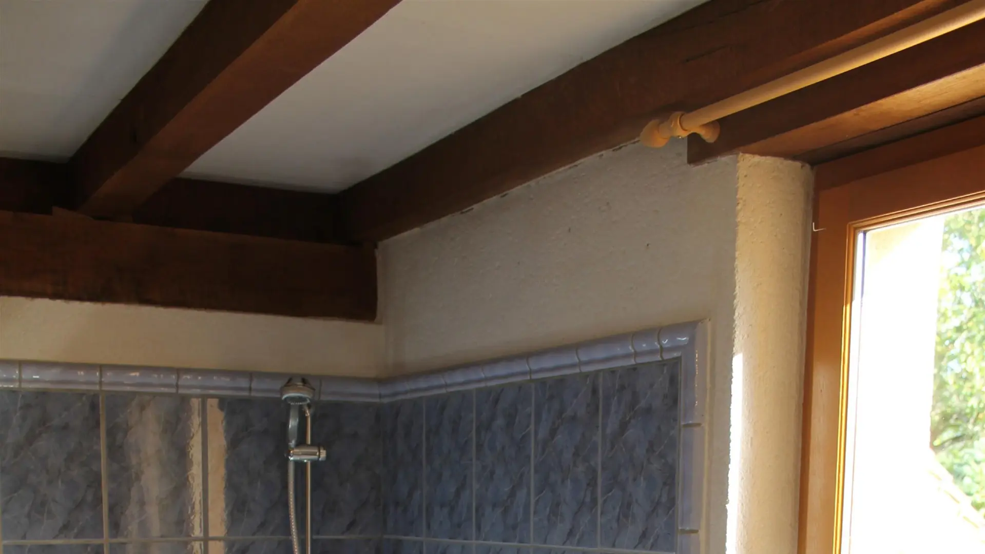 Les Bruyeres maison climatisée piscine chauffée_17