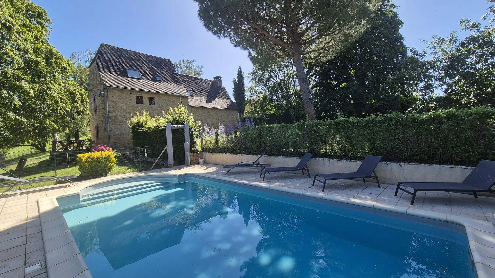 Maison Rouge avec piscine privée au nord de Sarlat_20