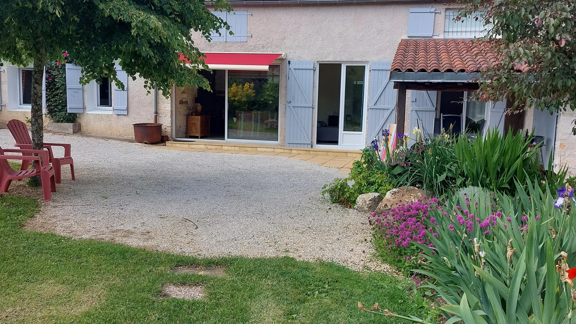 Le Bouscandier piscine privée proche de Sarlat_12