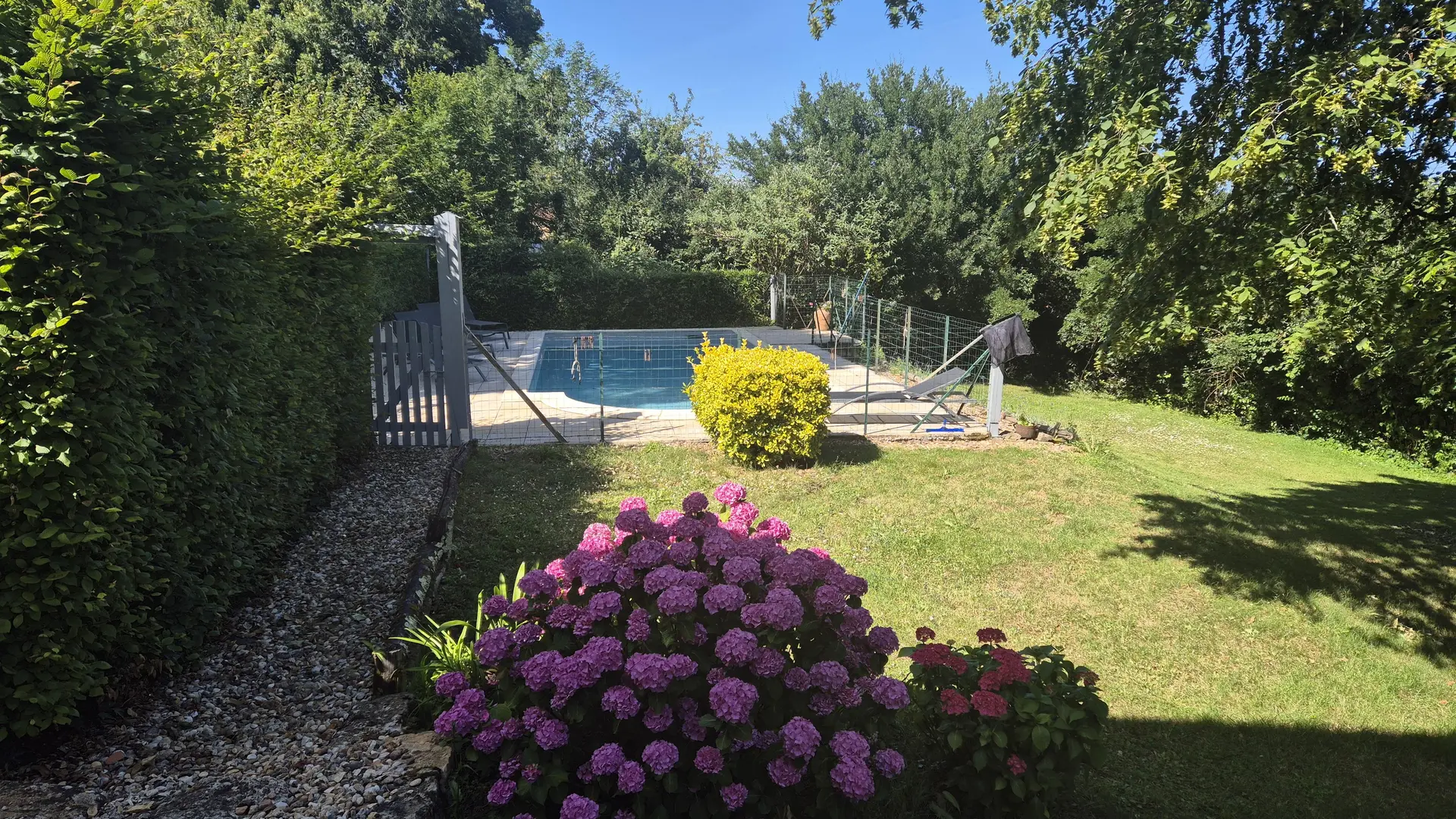 Maison Rouge avec piscine privée au nord de Sarlat_3