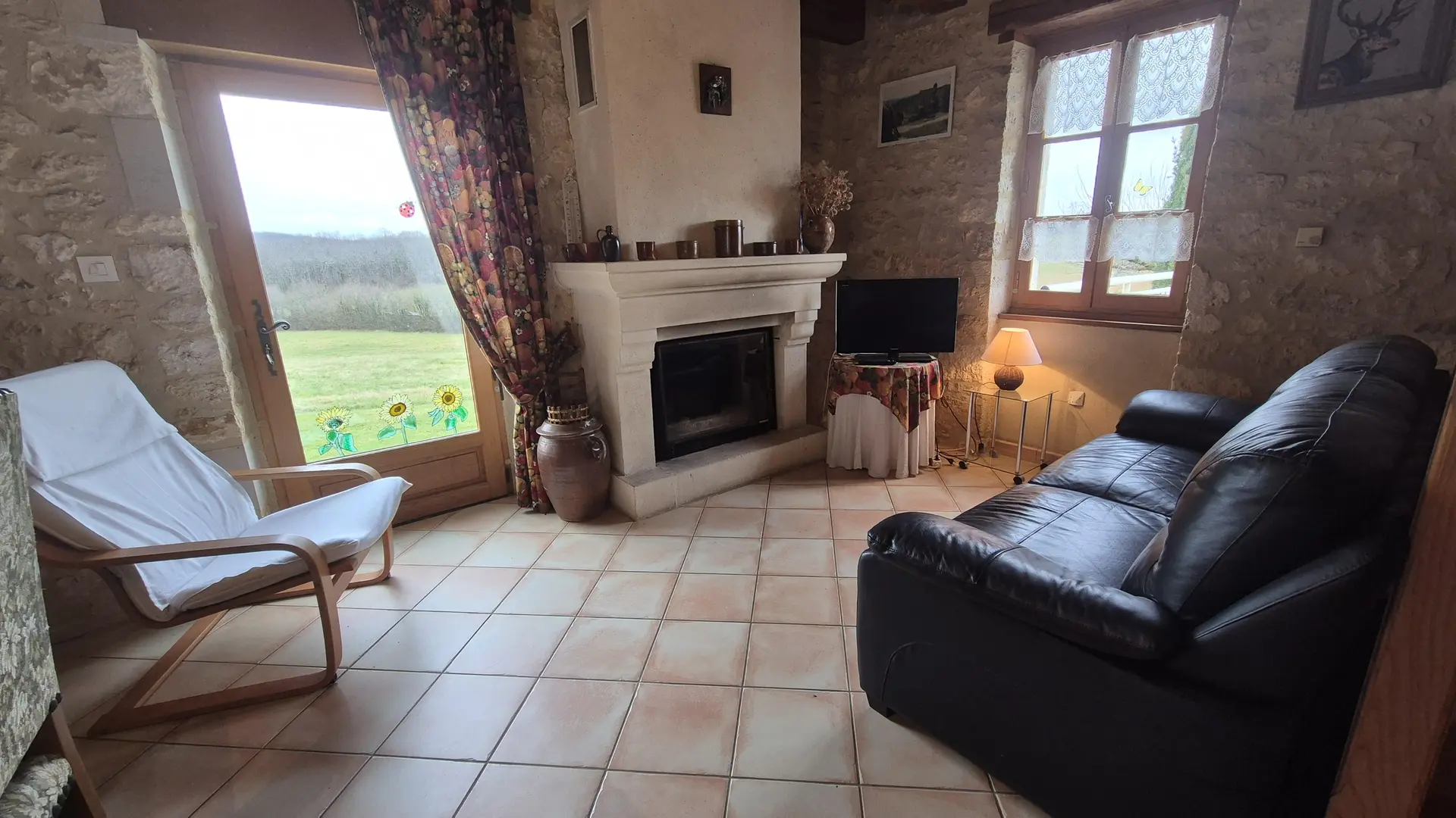 La Petite Maison dans la prairie proche de Sarlat_3