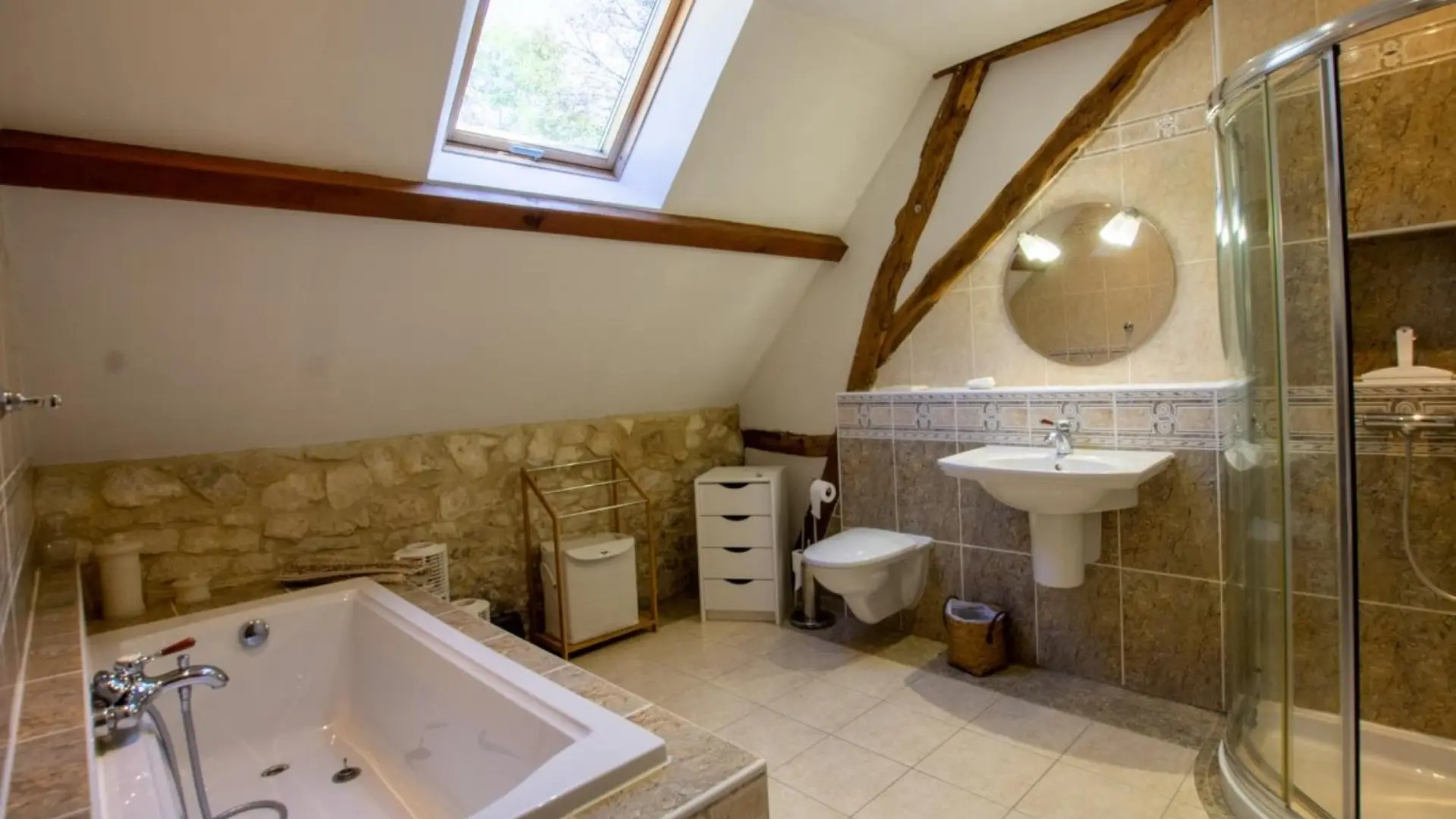 Gîte de charme Le Roucal piscine couverte chauffée_27