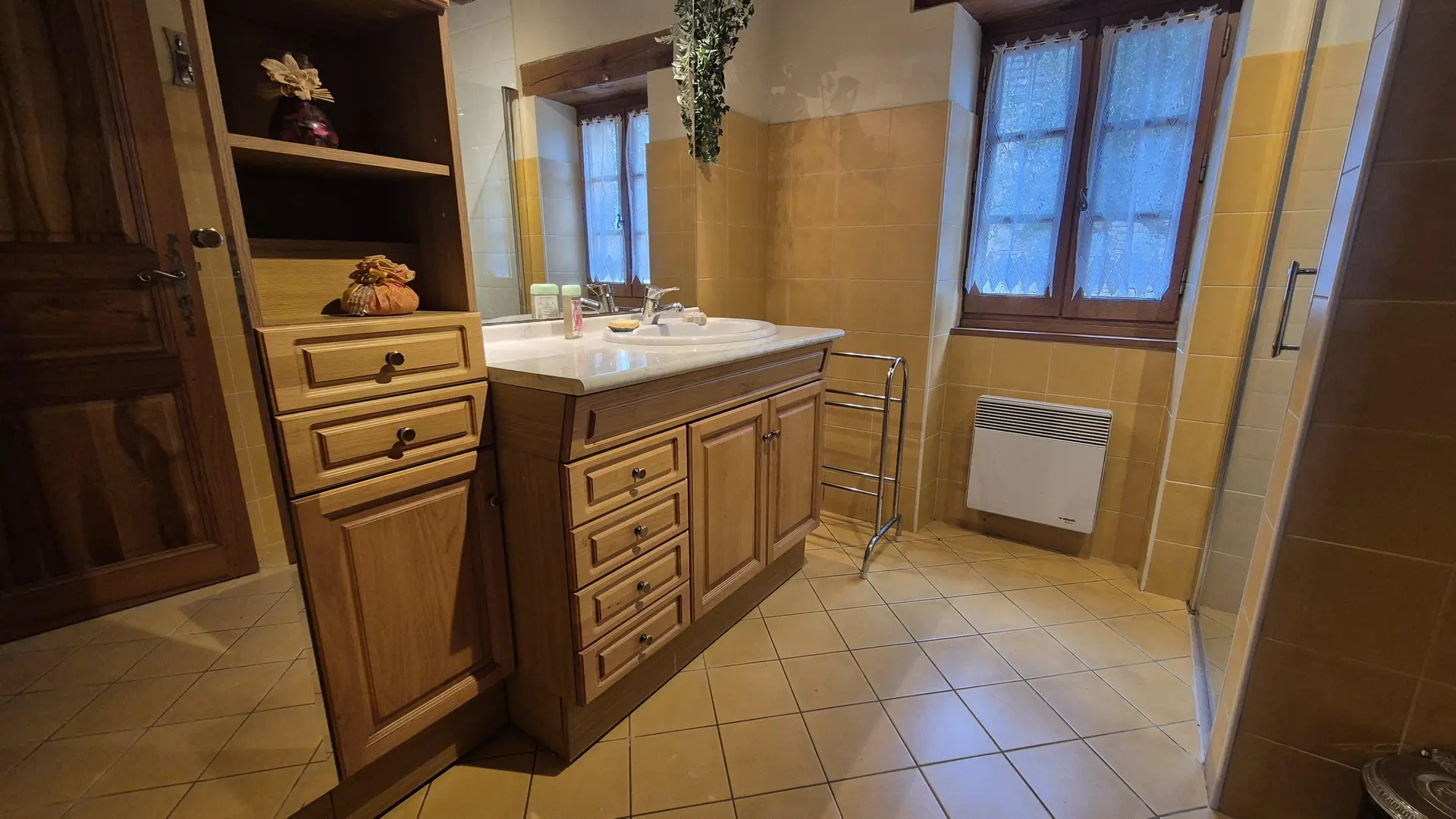 La Petite Maison dans la prairie proche de Sarlat_11