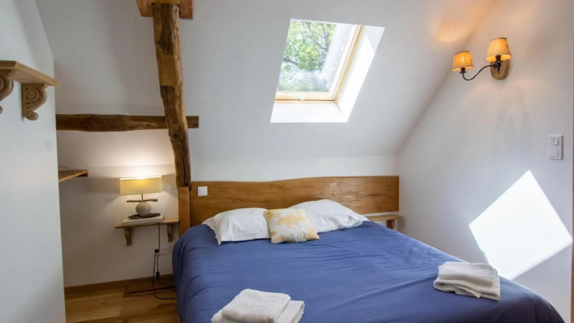 Gîte de charme Le Roucal piscine couverte chauffée_23