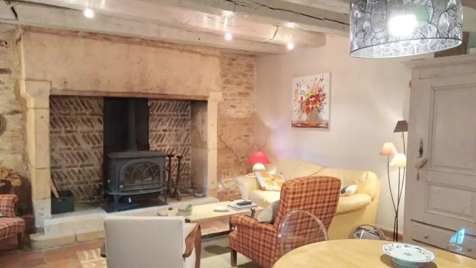Maison Rouge avec piscine privée au nord de Sarlat_9