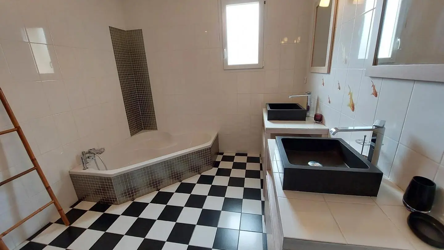 Maison de Verdure climatisée et piscine chauffée_14